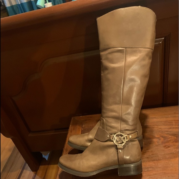 Michael Kors riding boots - Picture 2 of 2